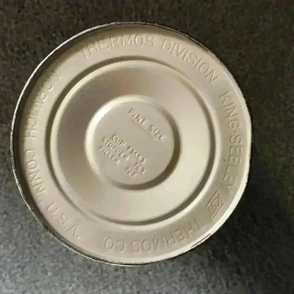Vintage 1971 thermos - Picture 2 of 6